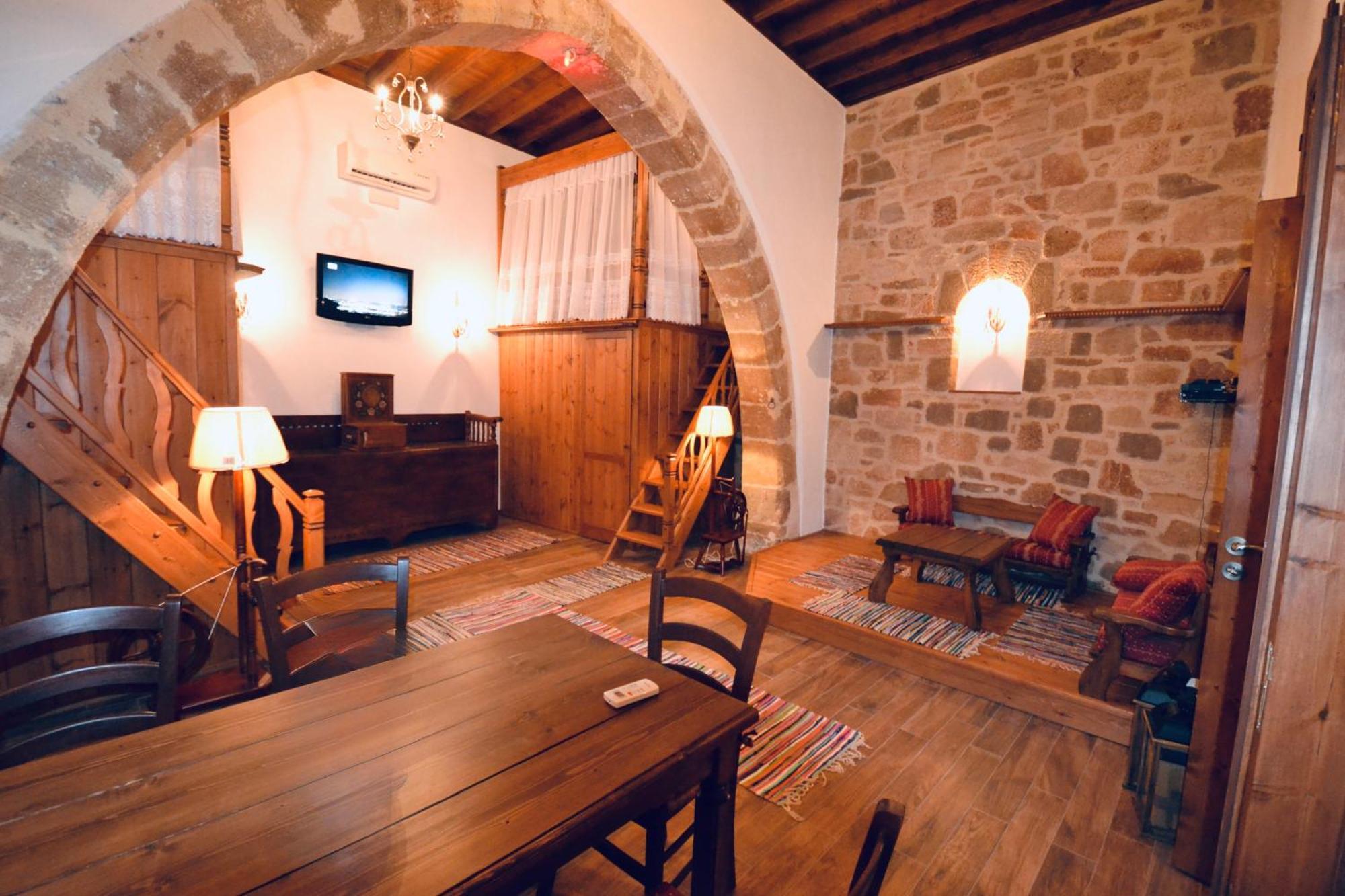 Villa Patitiri Traditional House With Hot Tub Archangelos  Dış mekan fotoğraf