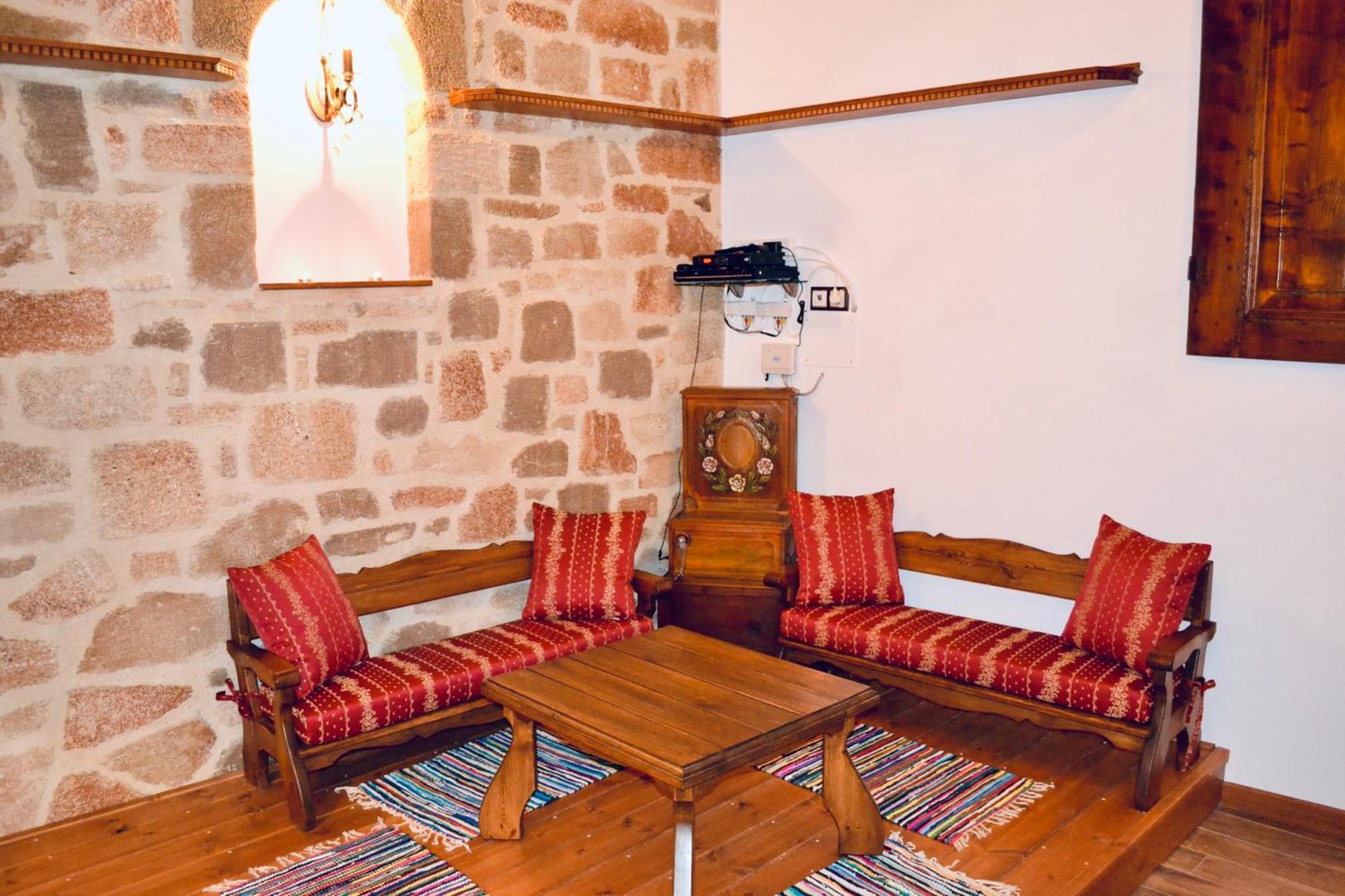 Villa Patitiri Traditional House With Hot Tub Archangelos  Dış mekan fotoğraf