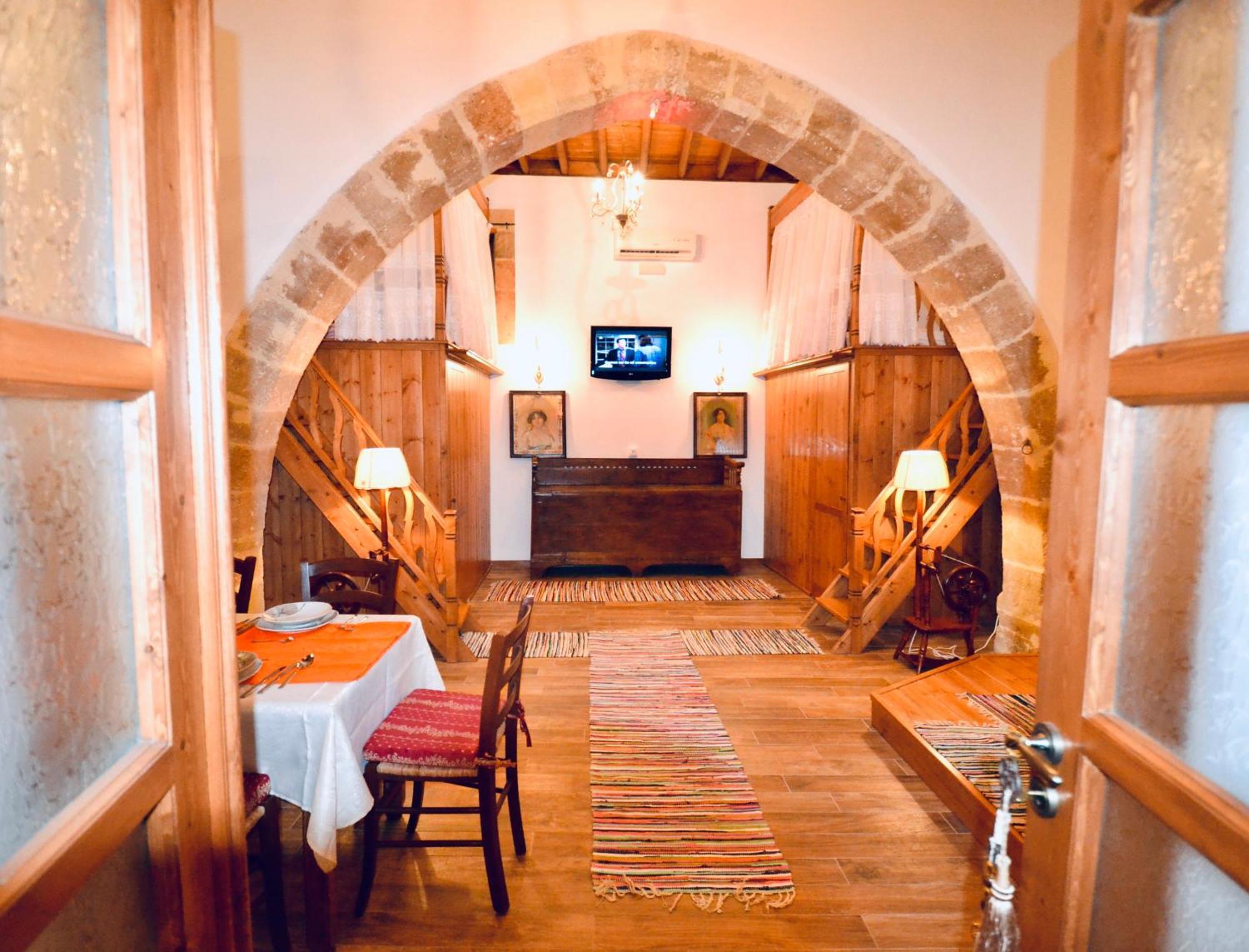 Villa Patitiri Traditional House With Hot Tub Archangelos  Dış mekan fotoğraf