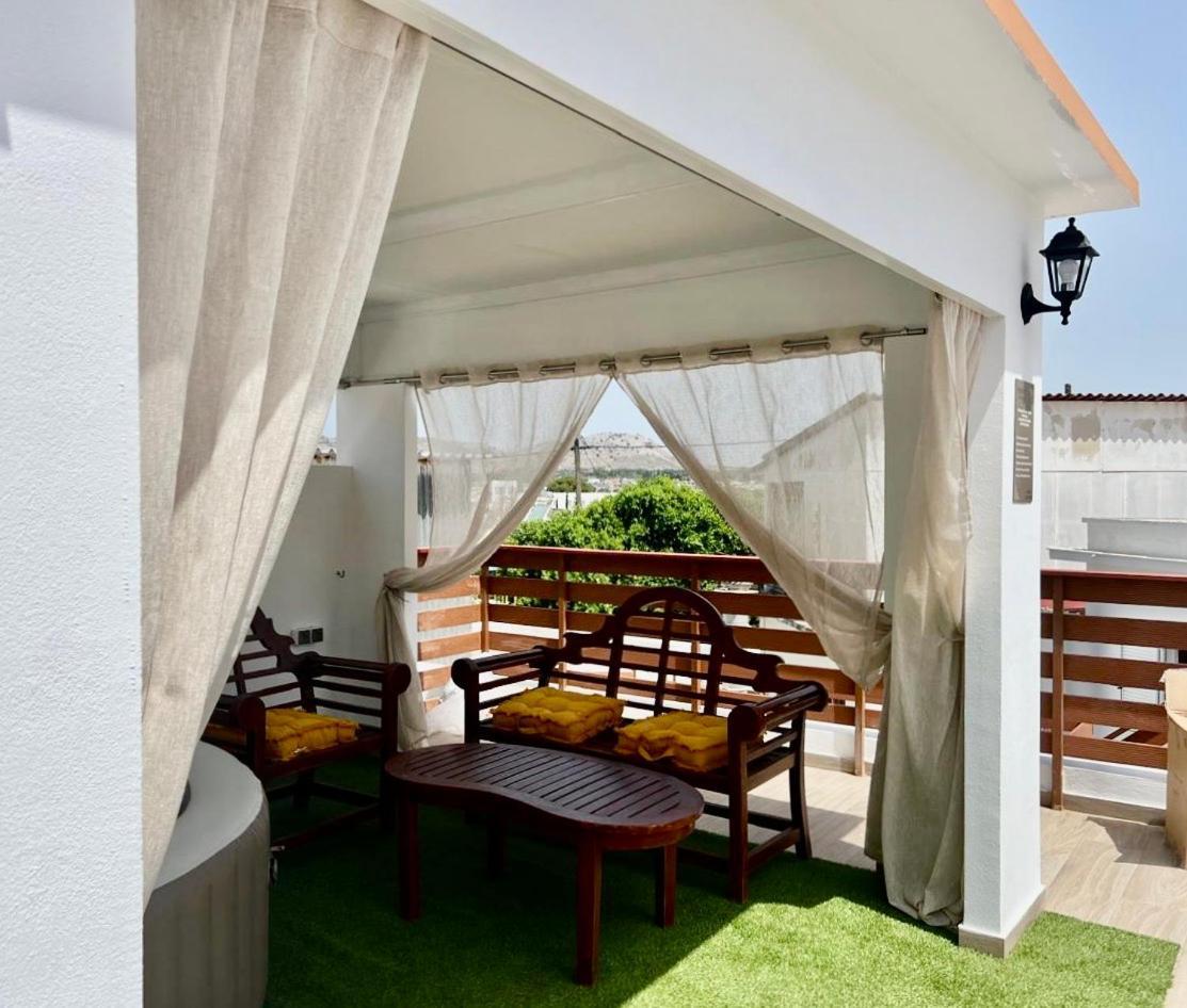 Villa Patitiri Traditional House With Hot Tub Archangelos  Dış mekan fotoğraf